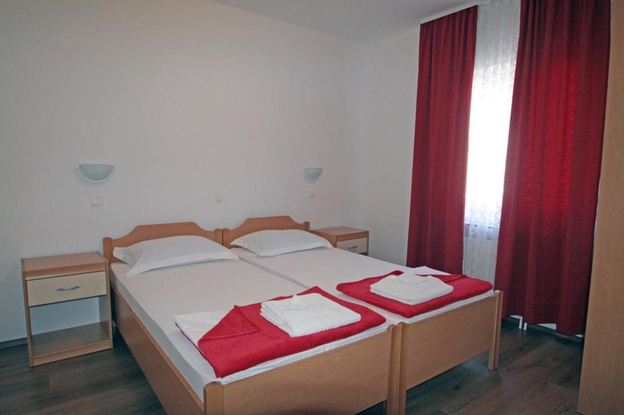 Apartments By The Sea Vinjerac, Zadar - 5811 외부 사진